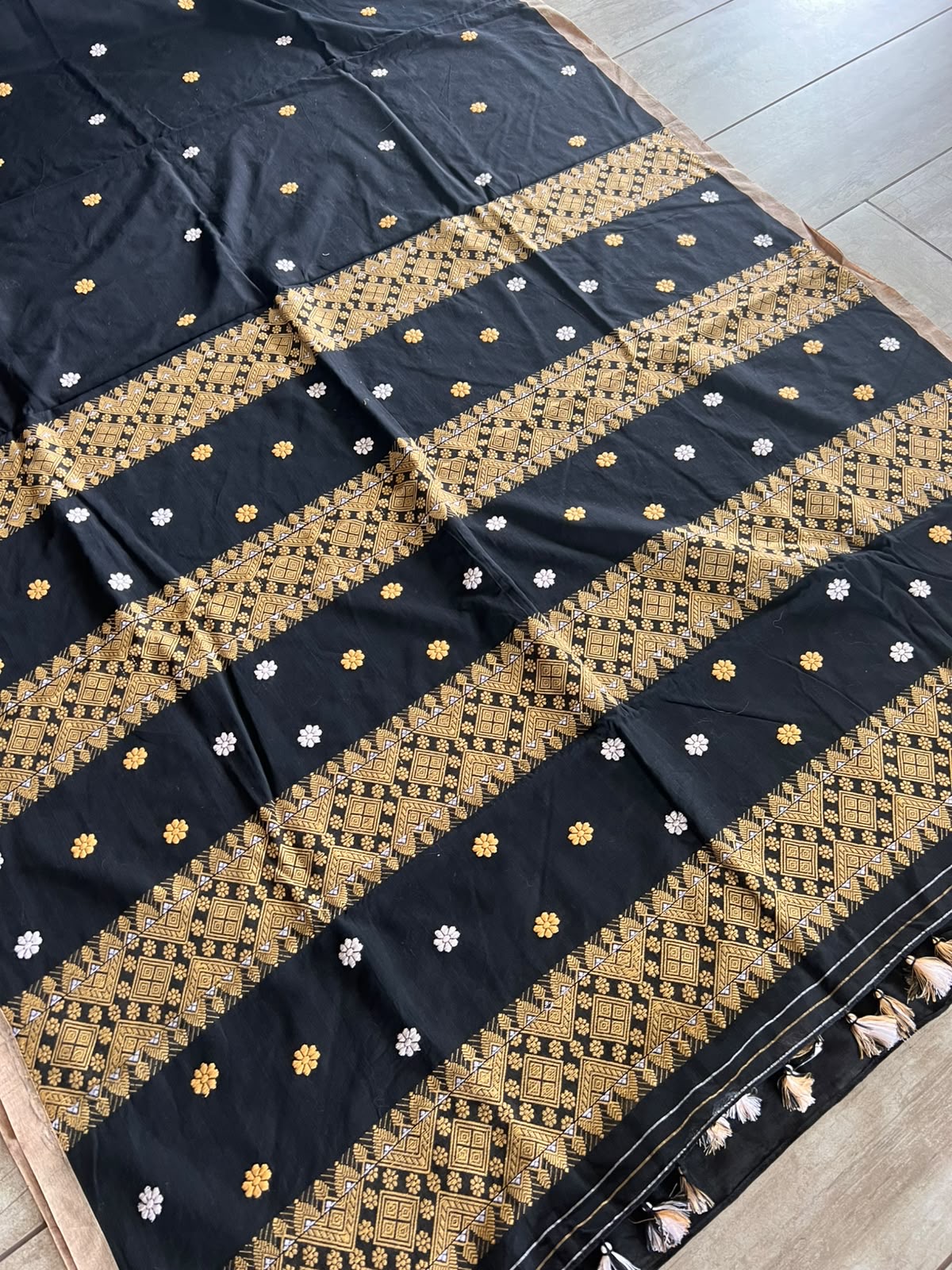 Assam weaves handloom