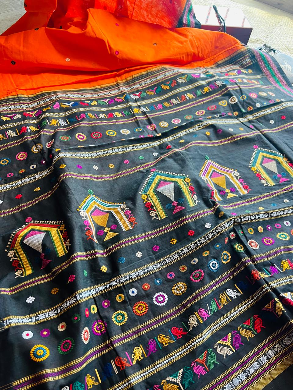 Dolabedi handloom